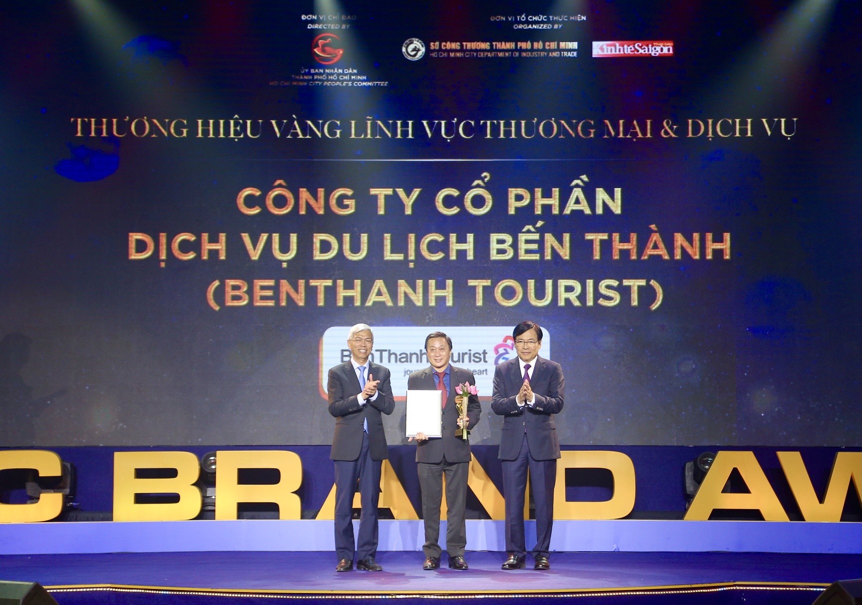 BenThanh Tourist nhận giải thưởng Thương hiệu Vàng TP.HCM